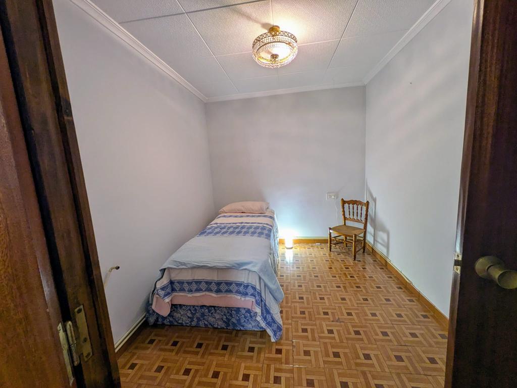 For sale of house in Caudete