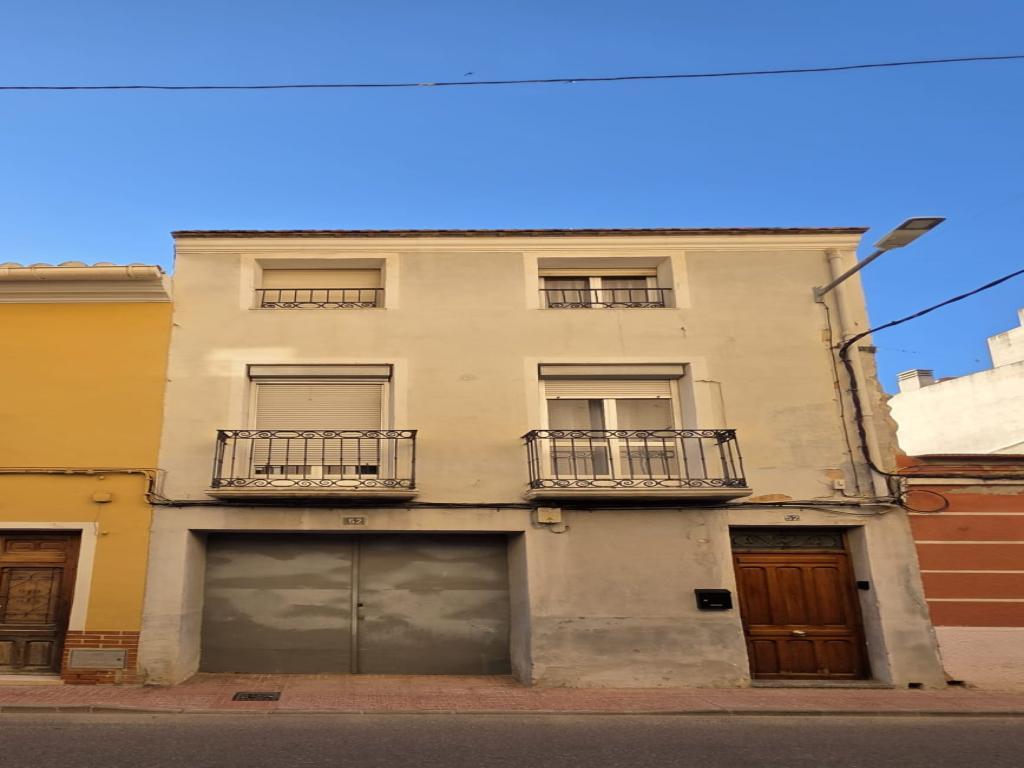Venta de casa en Caudete