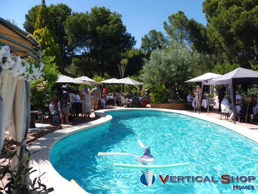 For sale of chalet in Caudete