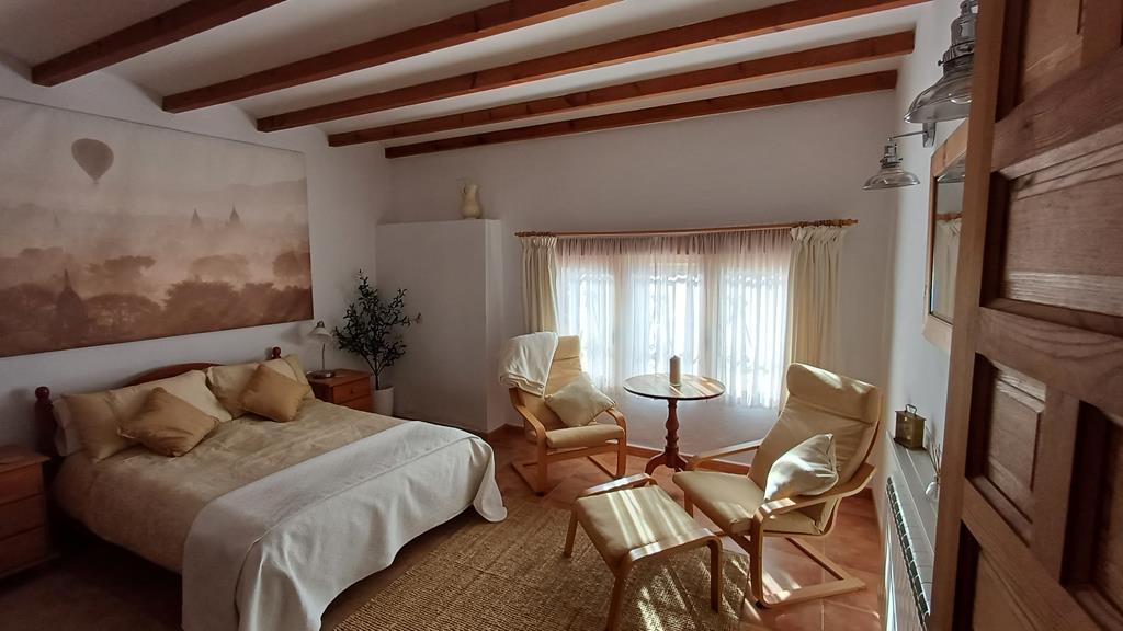 For sale of chalet in Caudete