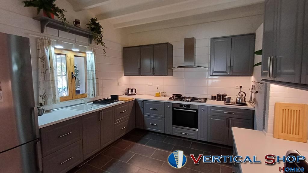For sale of chalet in Caudete