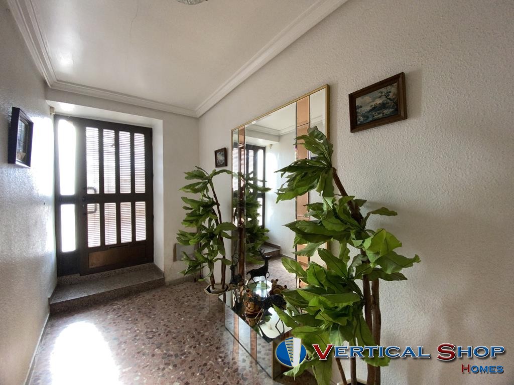 For sale of house in Caudete