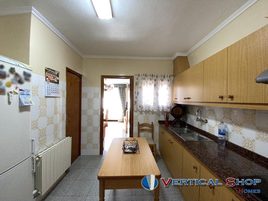 For sale of house in Caudete