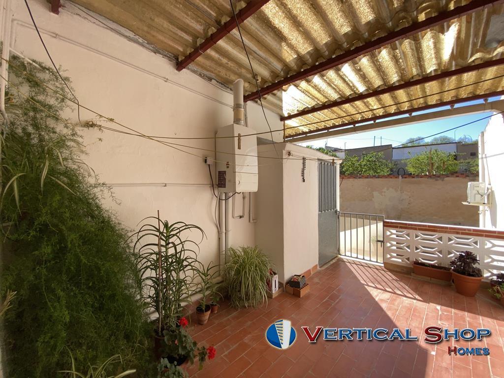 For sale of house in Caudete