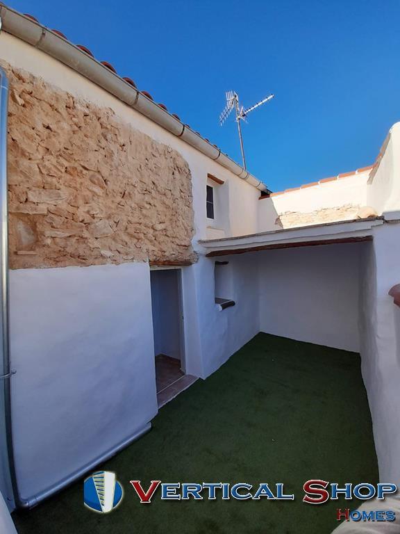 For sale of house in Caudete