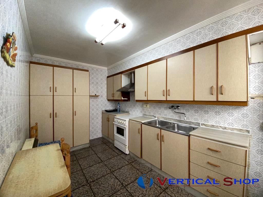 For sale of house in Caudete