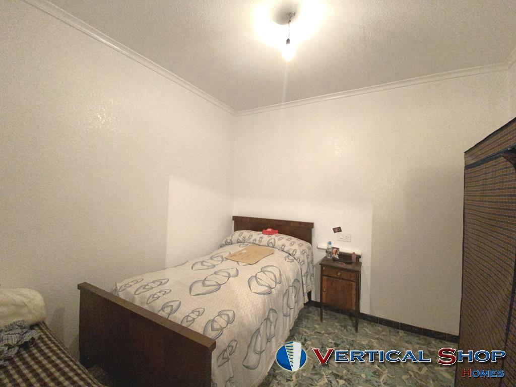 Venta de casa en Caudete
