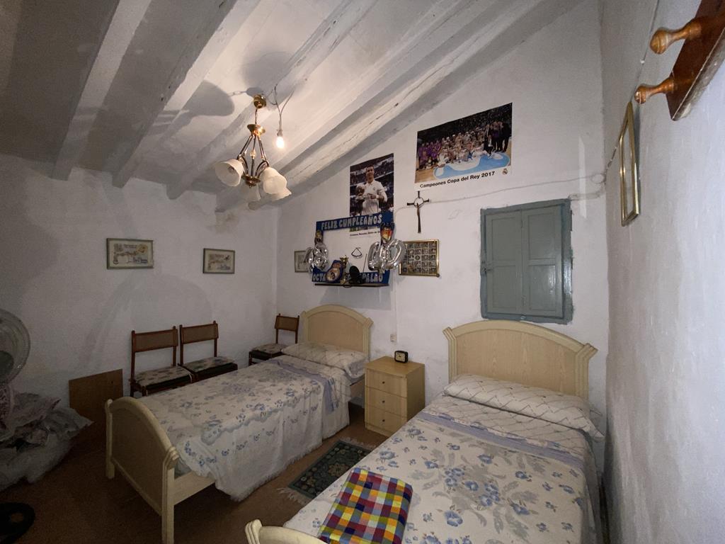 For sale of chalet in Caudete
