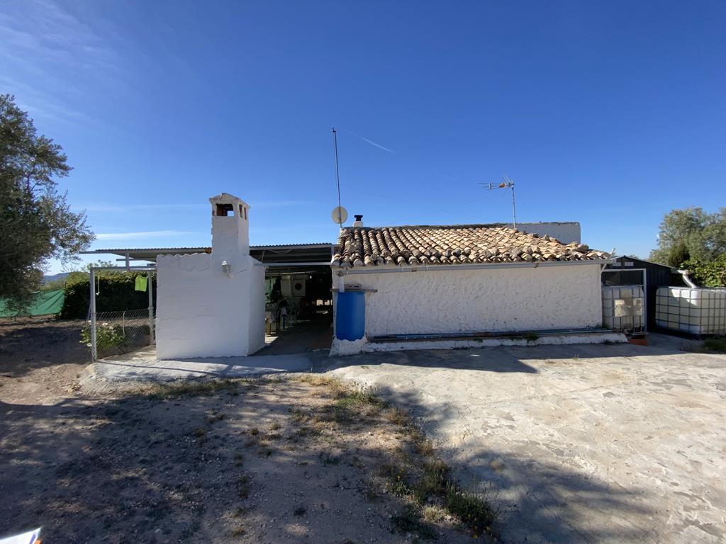 For sale of chalet in Caudete