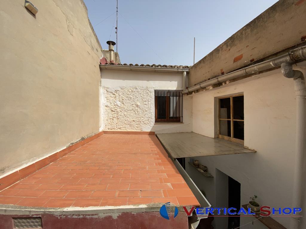 For sale of house in Caudete