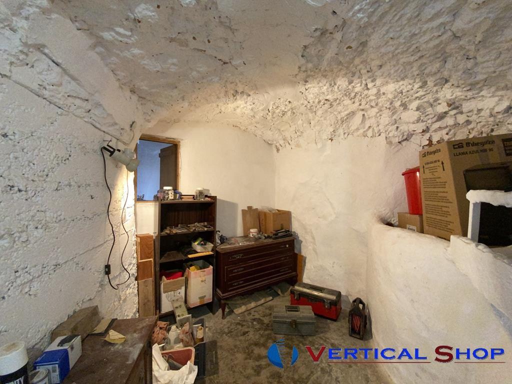 For sale of house in Caudete