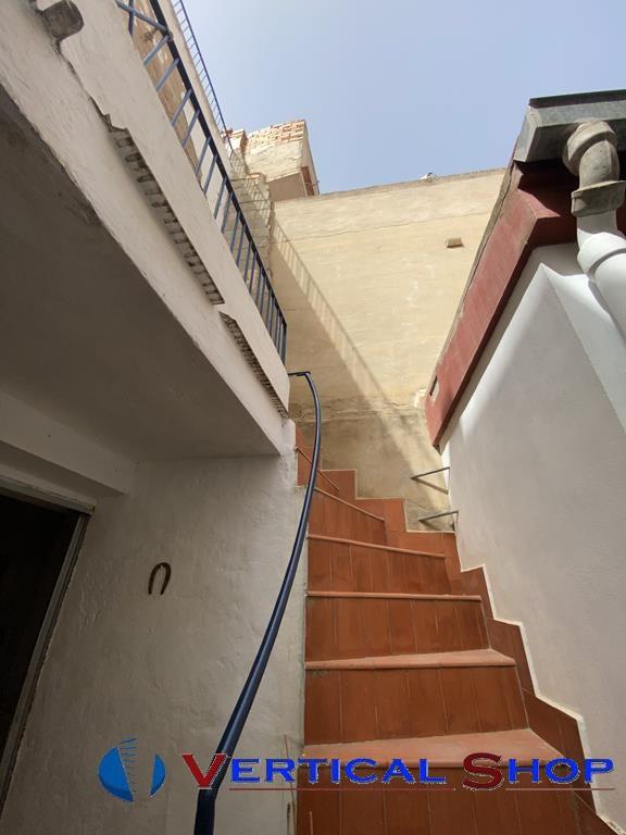 For sale of house in Caudete