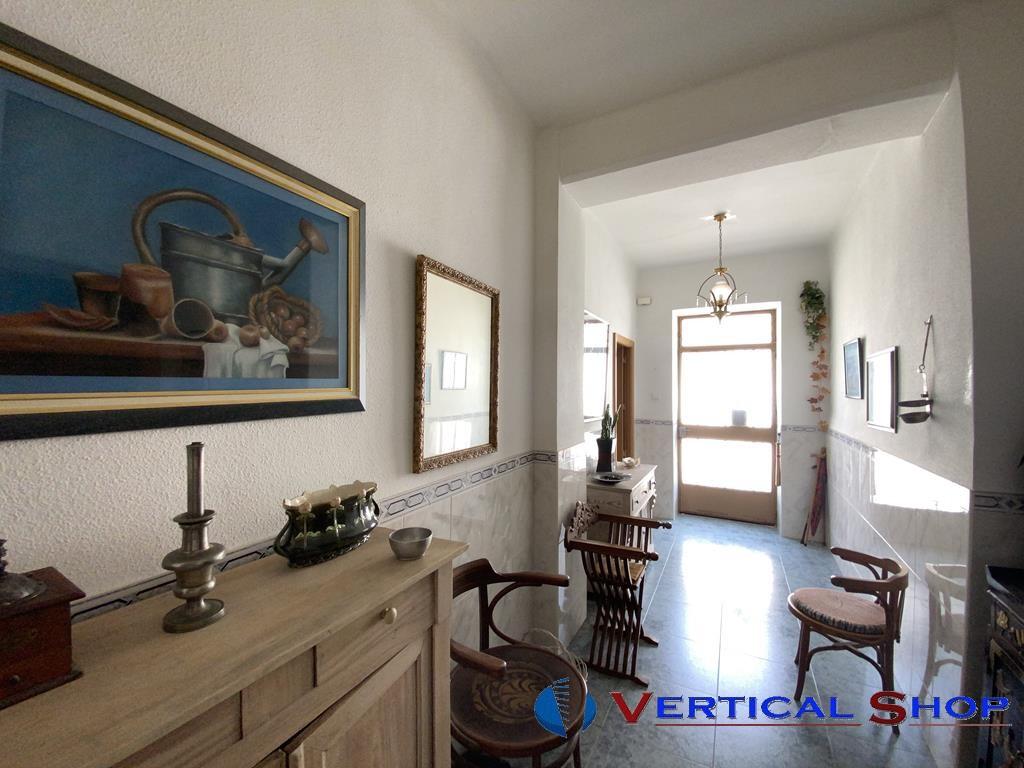 For sale of house in Caudete