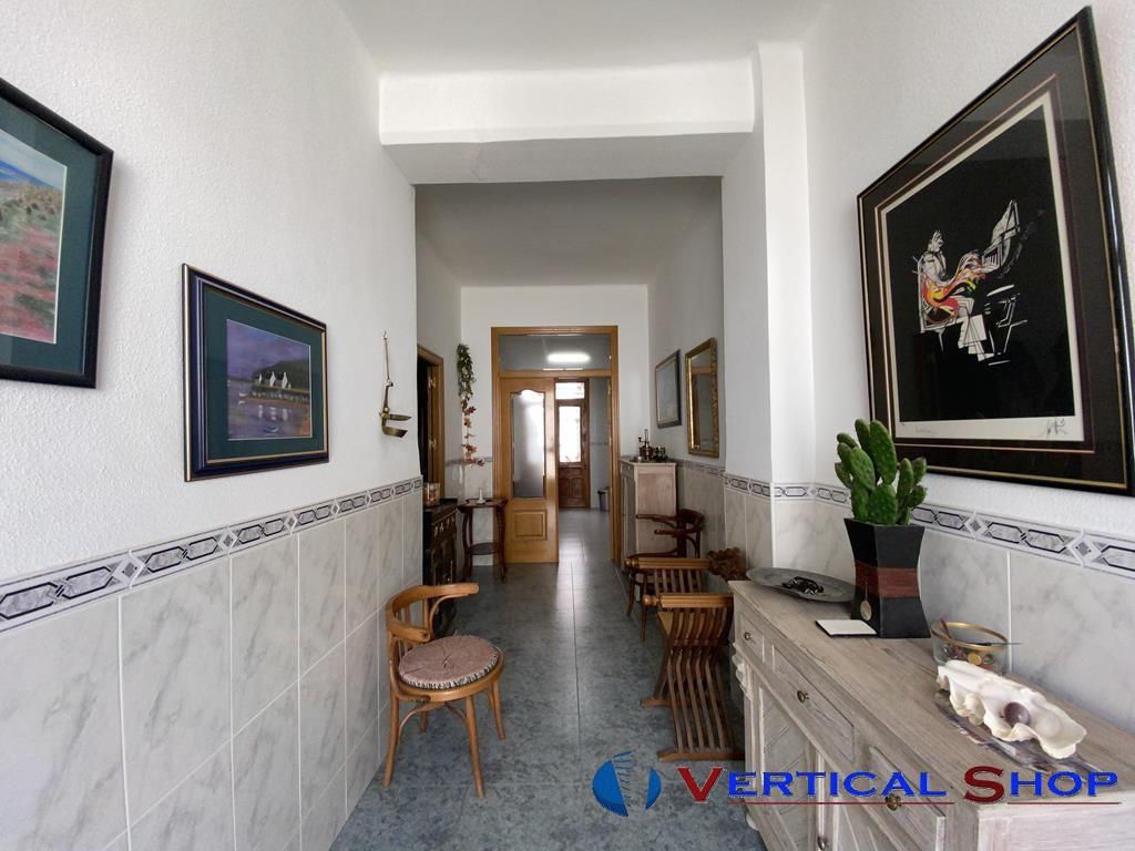For sale of house in Caudete