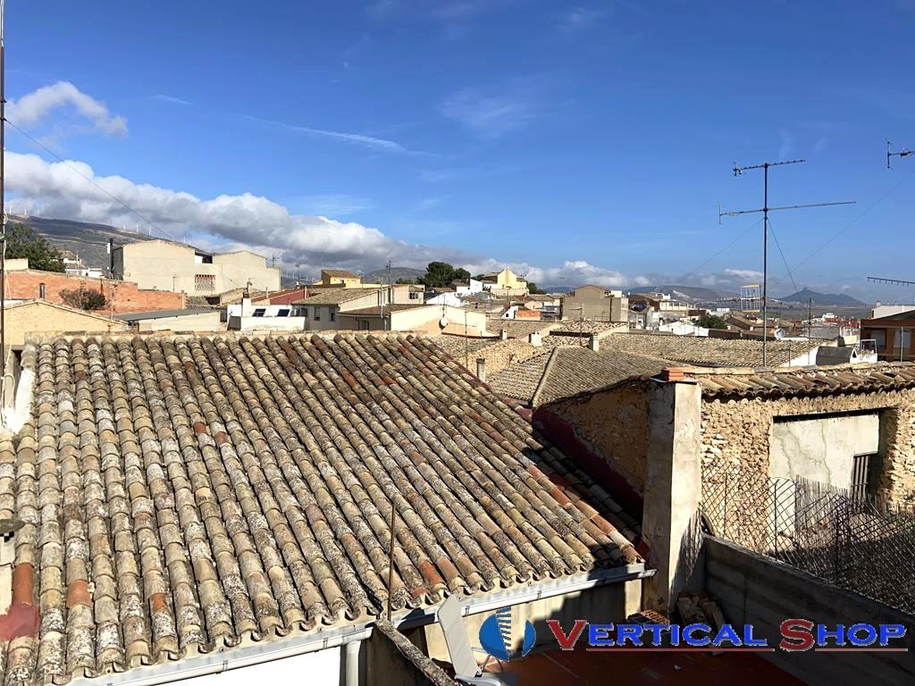 For sale of house in Caudete