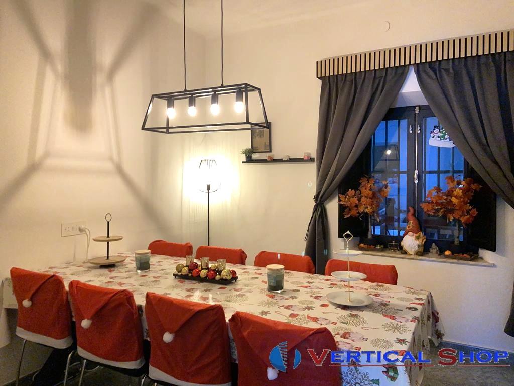 For sale of house in Caudete