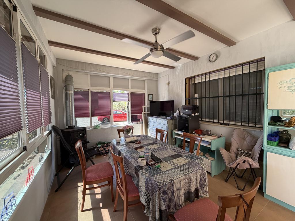 For sale of chalet in Caudete