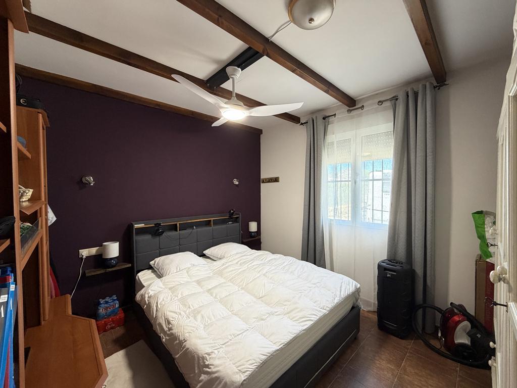 For sale of chalet in Caudete