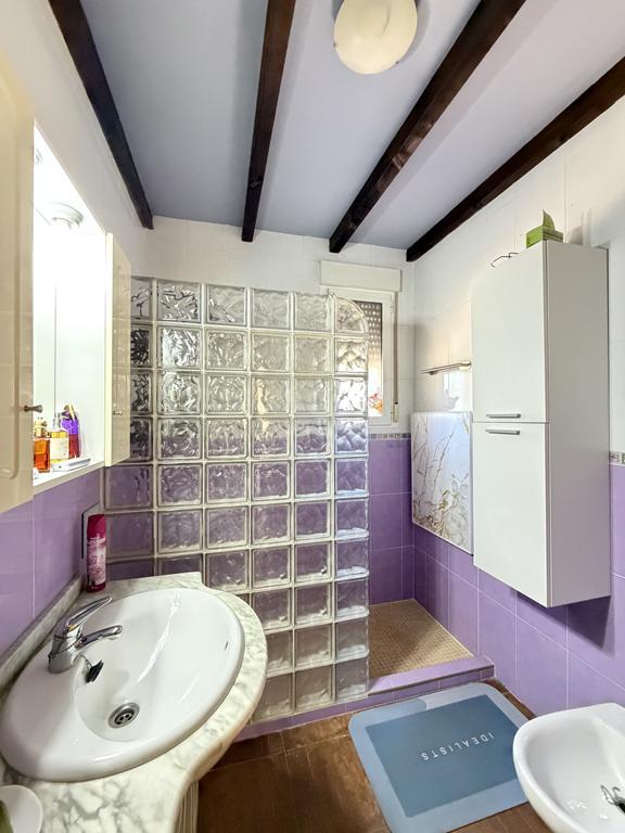 For sale of chalet in Caudete