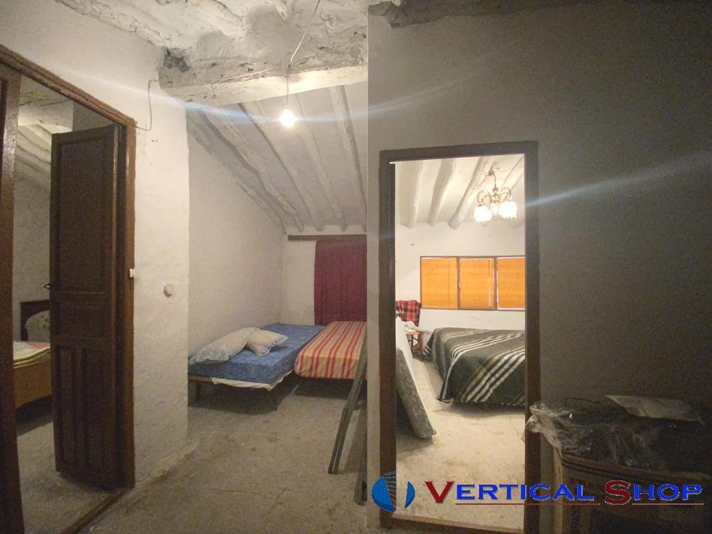 For sale of house in Caudete