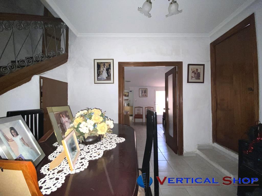 For sale of house in Caudete