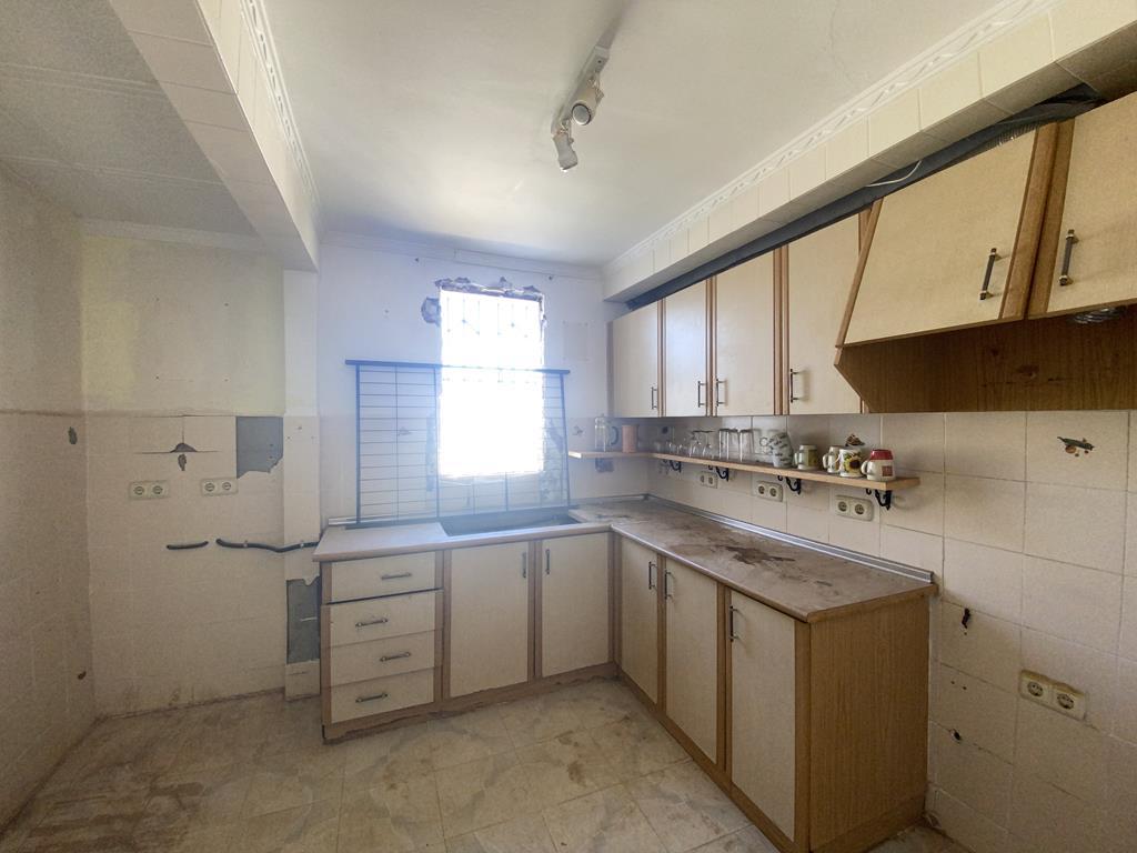 For sale of rural property in Caudete