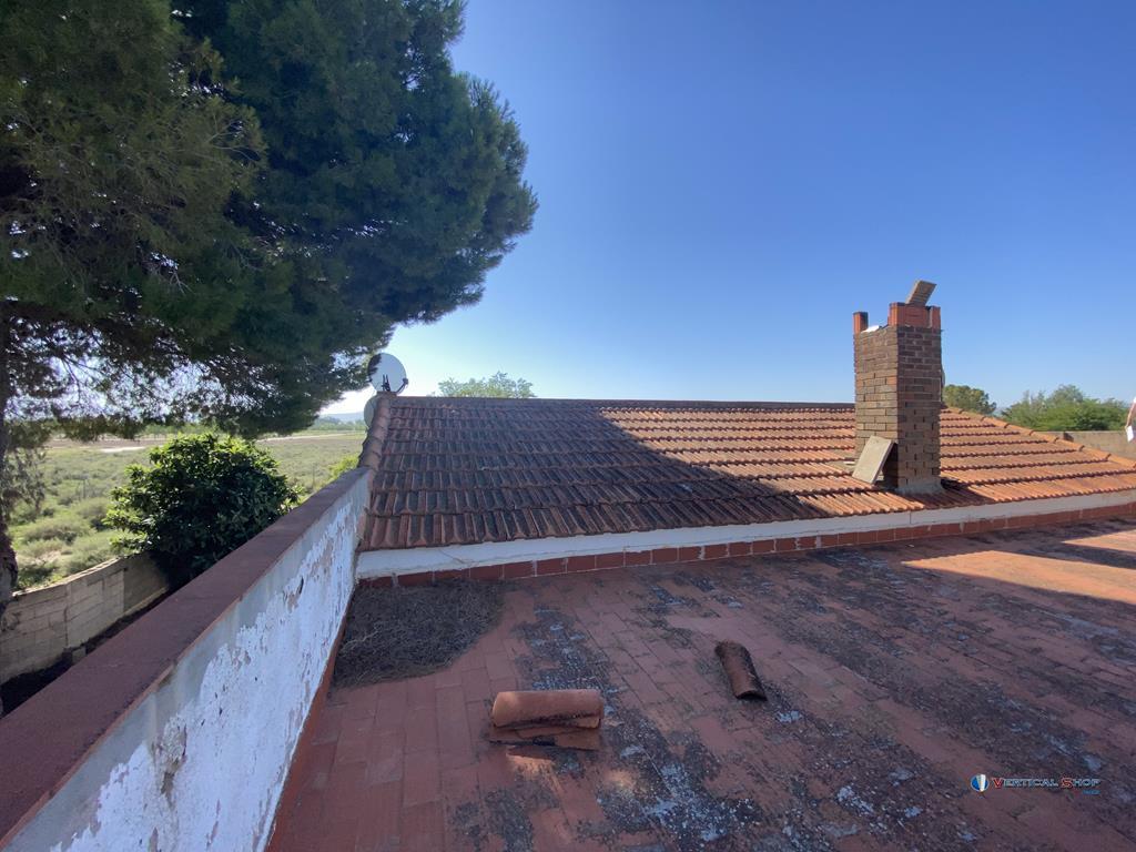 For sale of rural property in Caudete