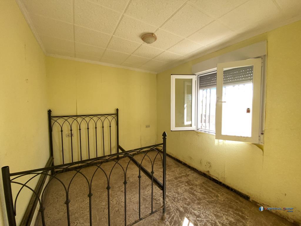 For sale of rural property in Caudete