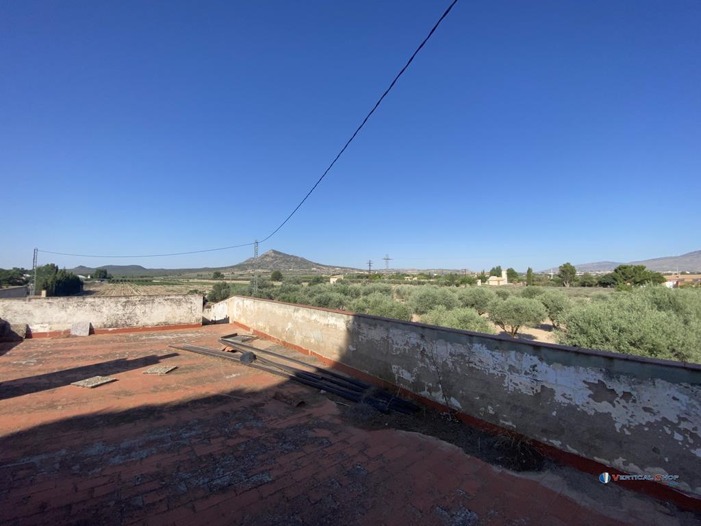 For sale of rural property in Caudete