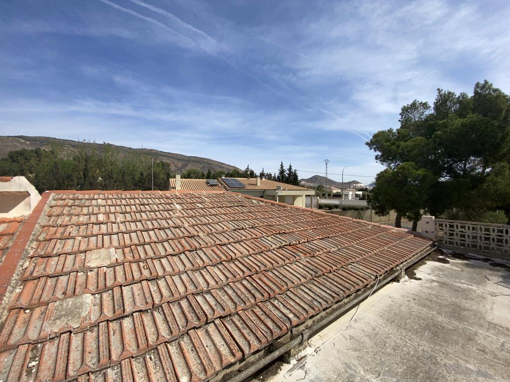 For sale of chalet in Caudete