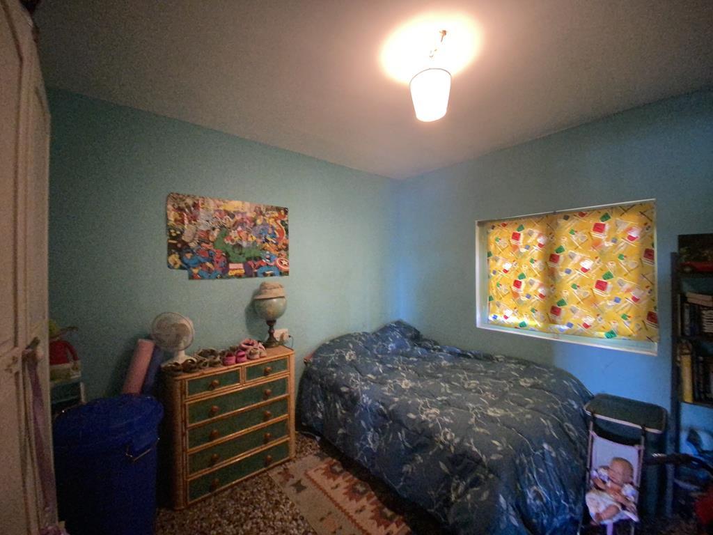 For sale of chalet in Caudete