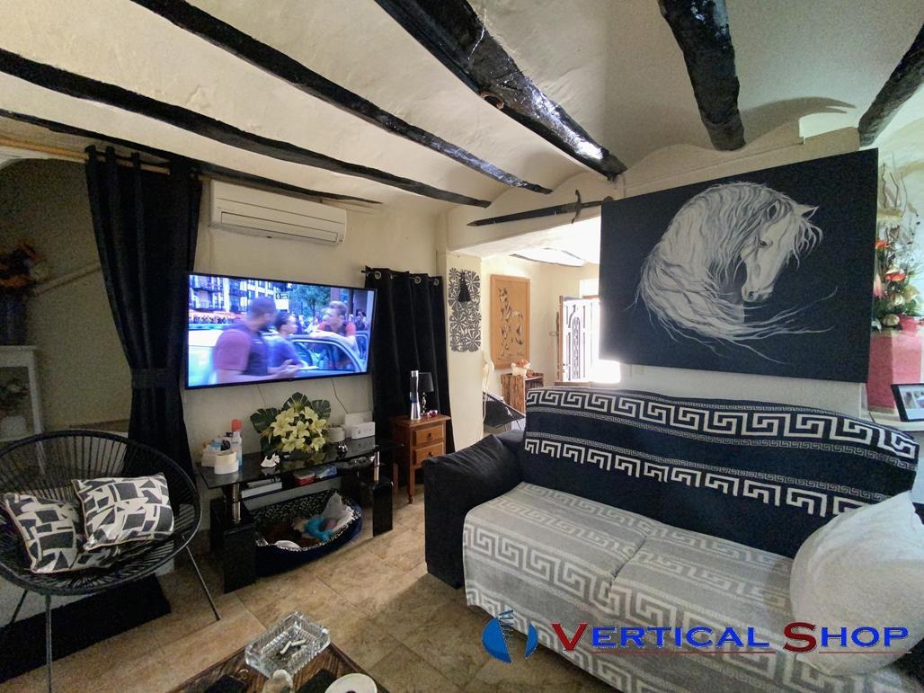 Venta de casa en Caudete