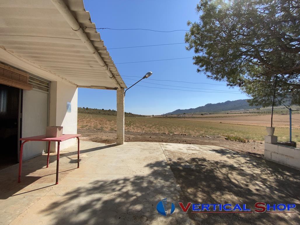 Venta de chalet en Yecla
