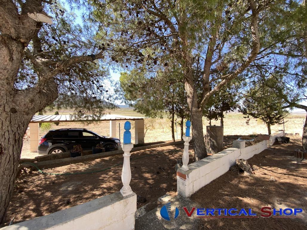 Venta de chalet en Yecla