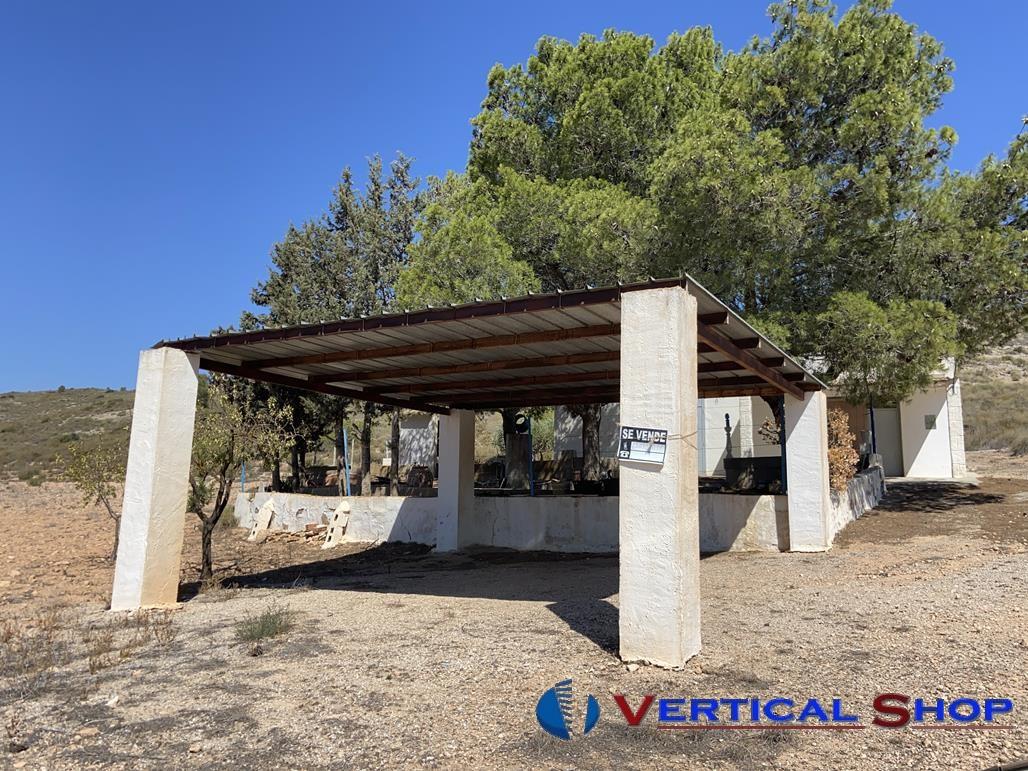 Venta de chalet en Yecla