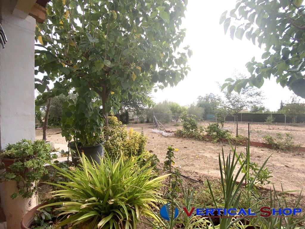 For sale of chalet in Caudete