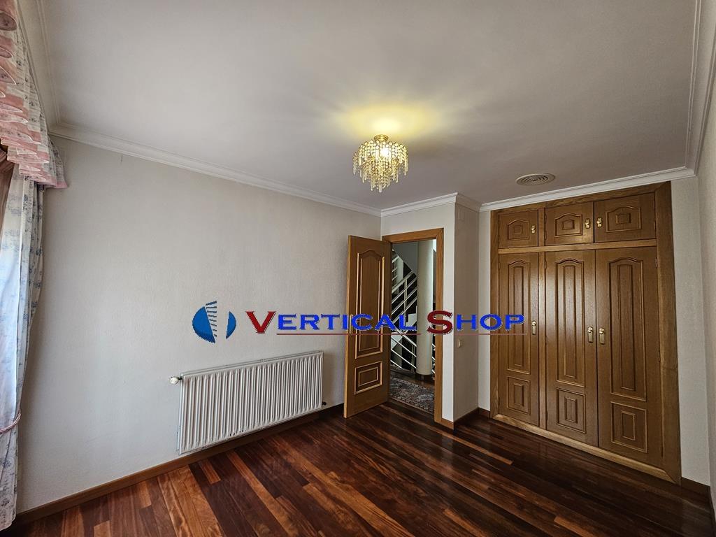 For sale of bungalow in Caudete