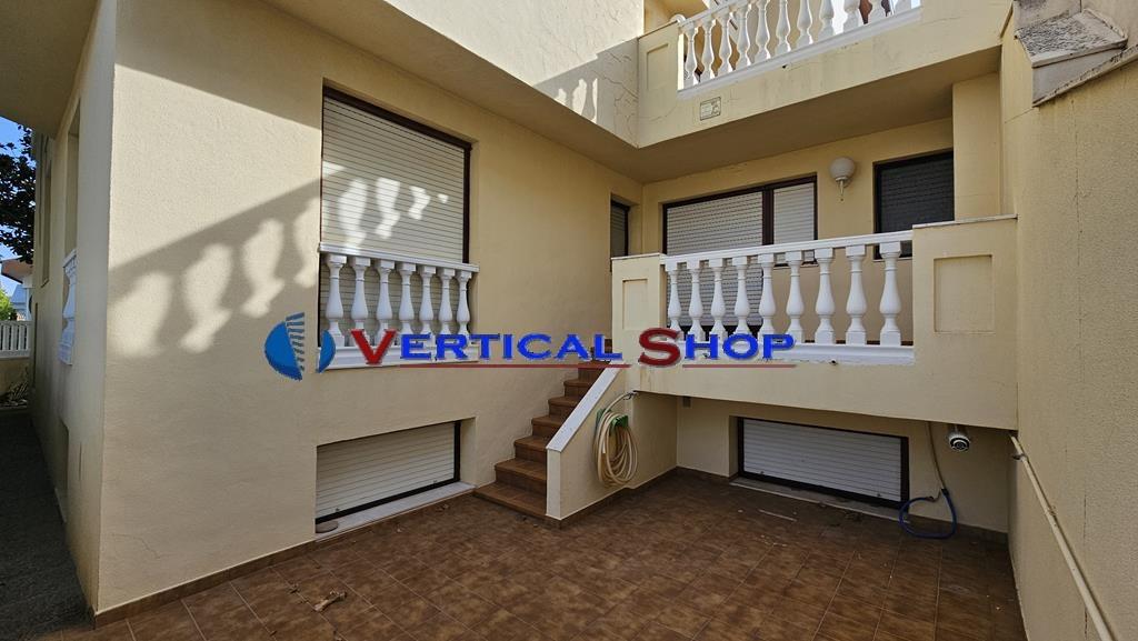 For sale of bungalow in Caudete