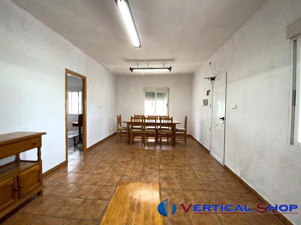 For sale of chalet in Caudete