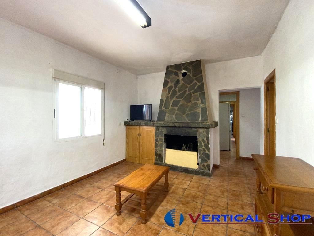 For sale of chalet in Caudete