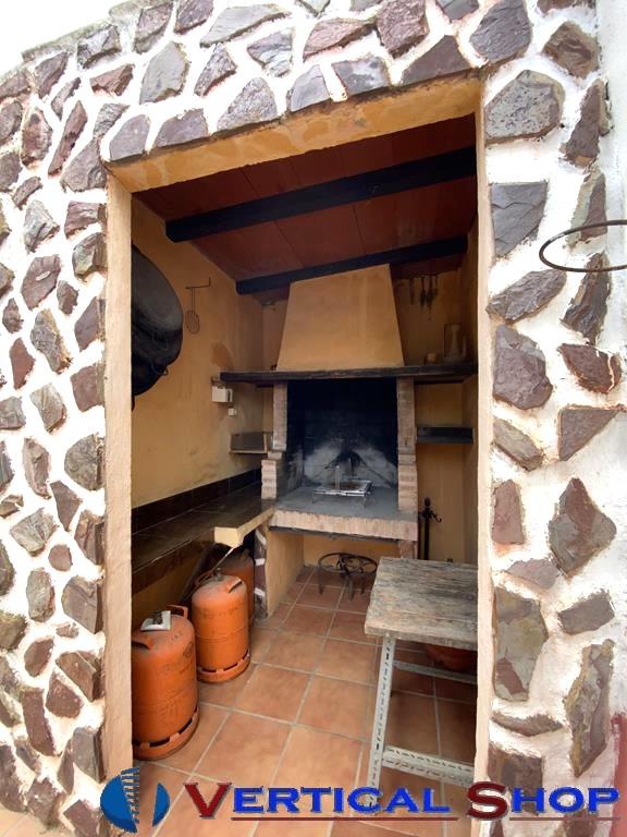 For sale of chalet in Caudete