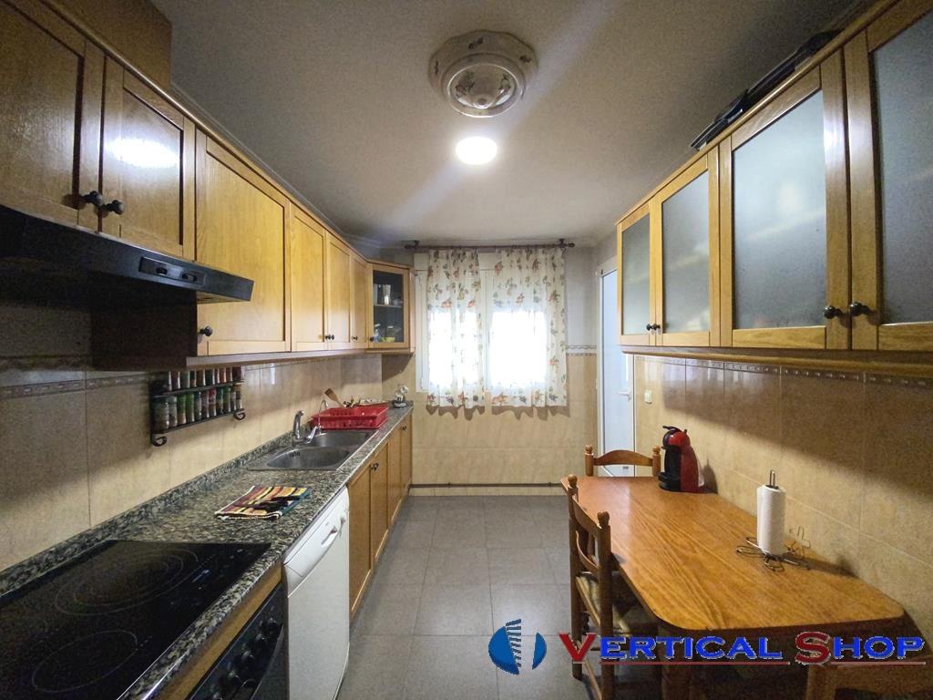 For sale of flat in Caudete