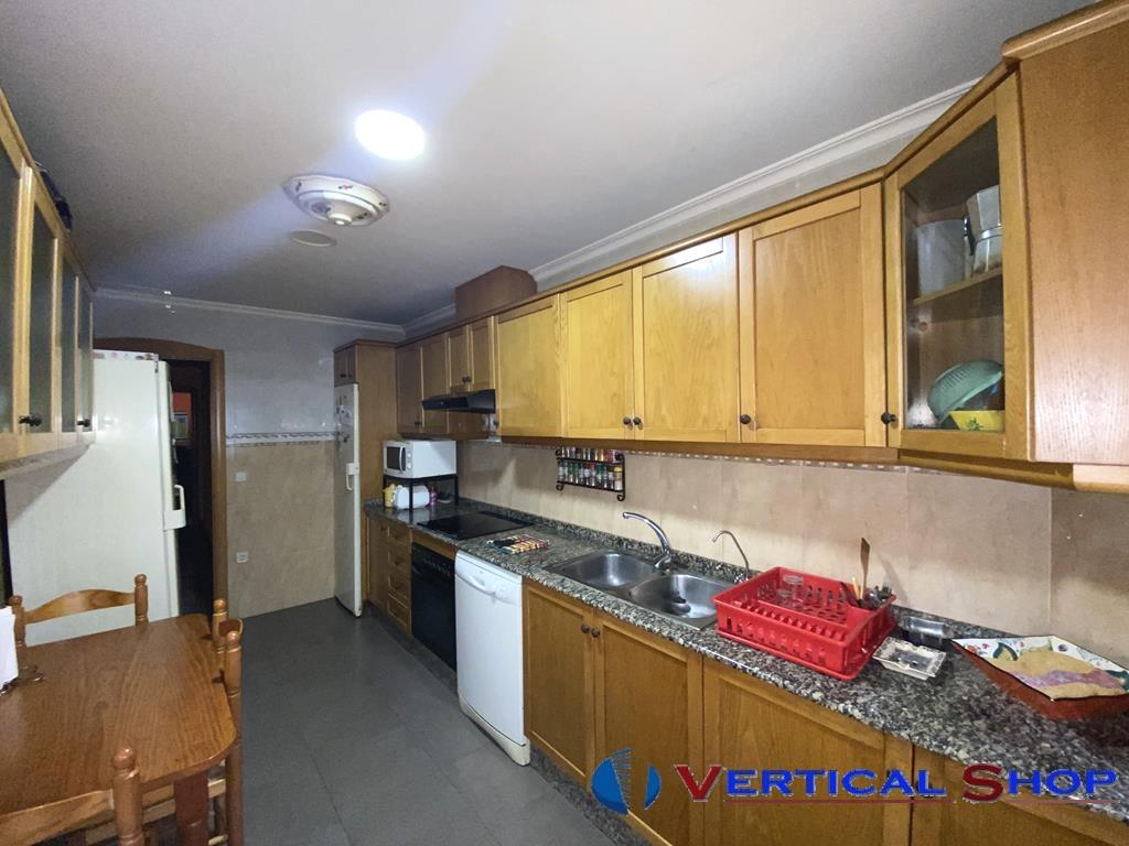 For sale of flat in Caudete