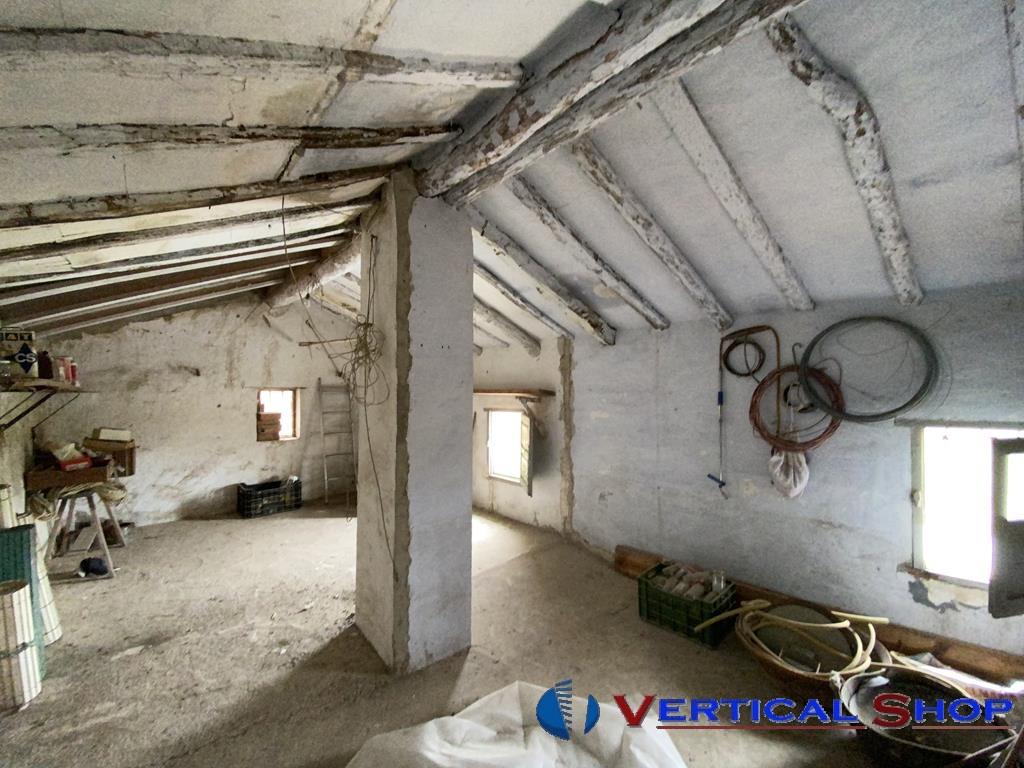 For sale of chalet in Villena