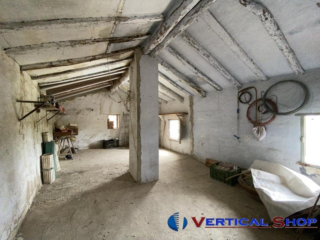 For sale of chalet in Villena