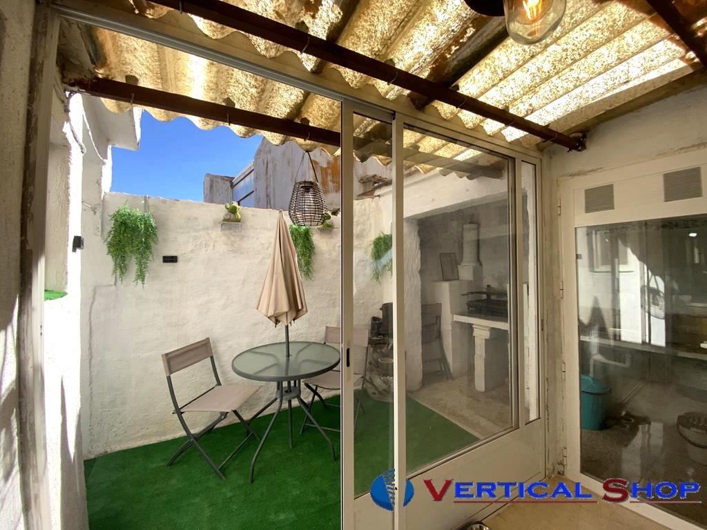 For sale of house in Caudete