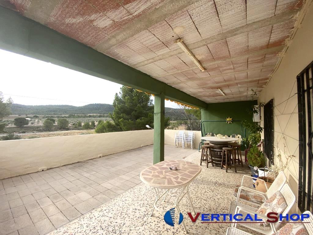 For sale of chalet in Villena