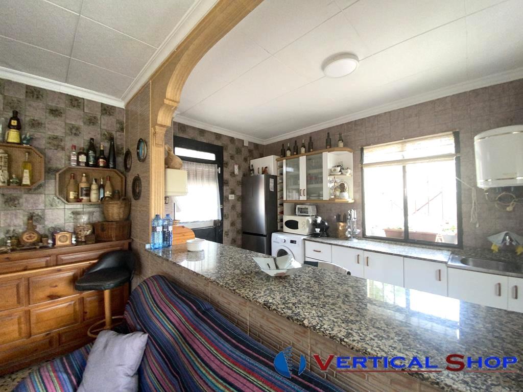For sale of chalet in Villena