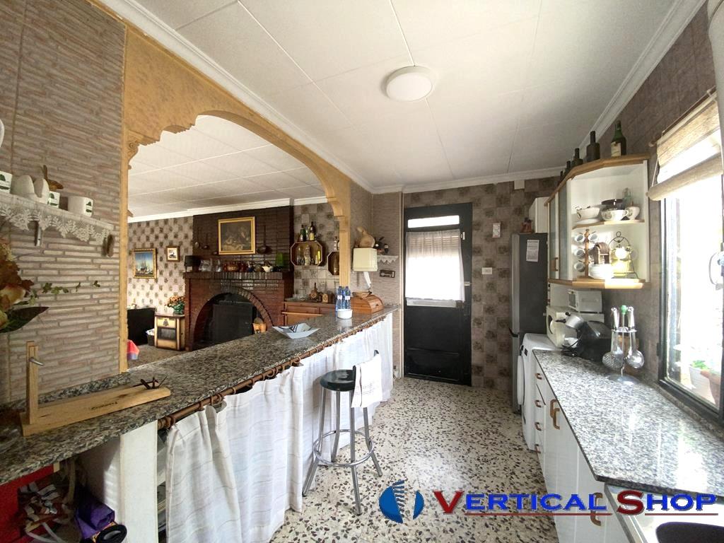 For sale of chalet in Villena