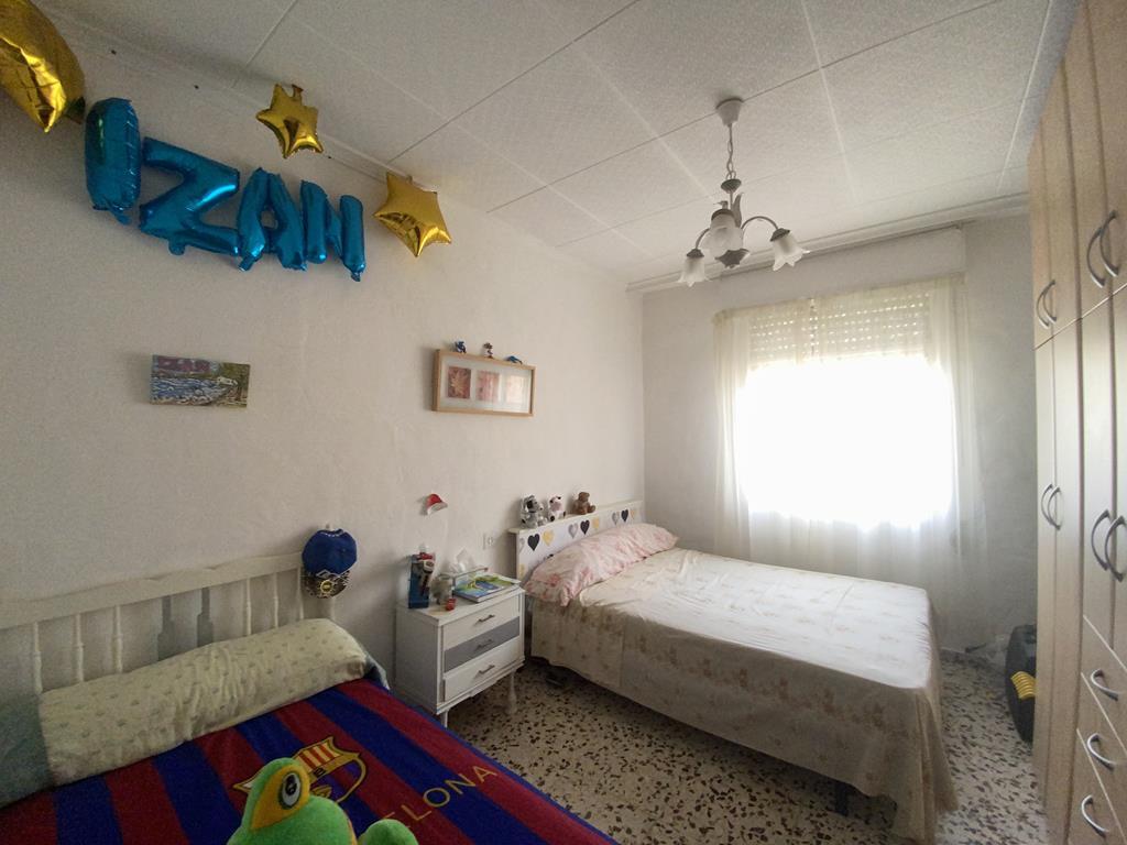 For sale of chalet in Villena